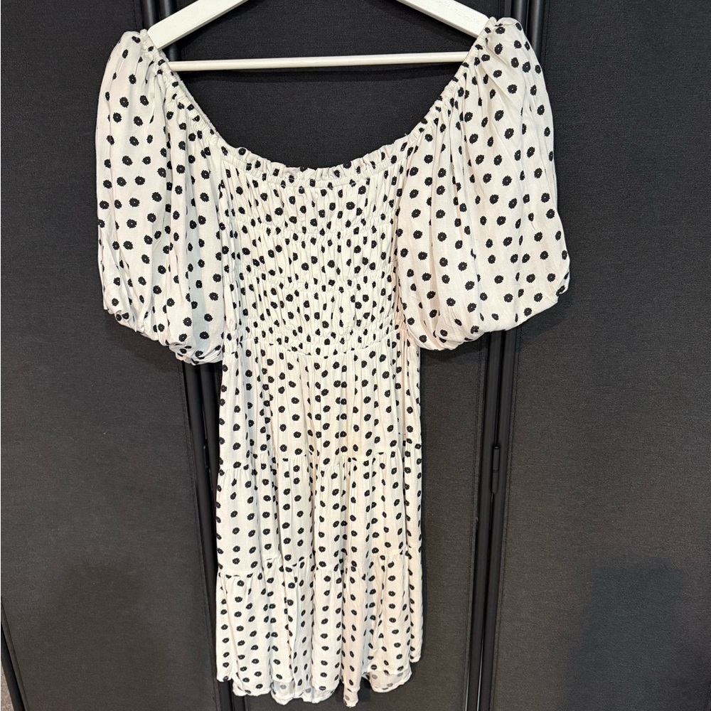 Mink Pink dress size Small